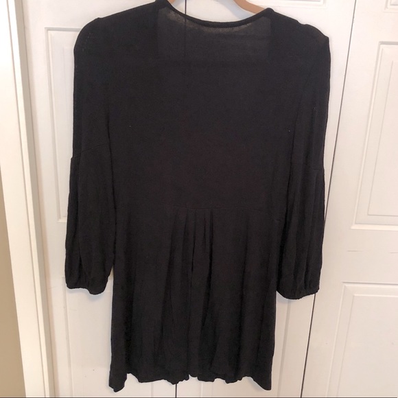 Flower Appliqué Babydoll Open Front Top - Picture 5 of 5